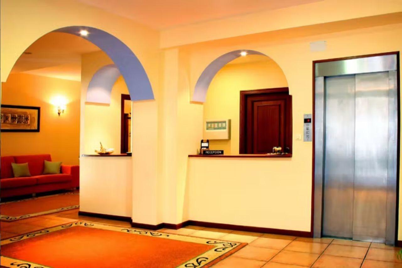 Hotel Las Vinas อาร์เตโซ ภายนอก รูปภาพ