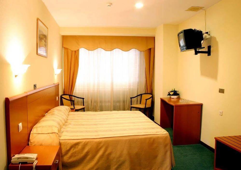 Hotel Las Vinas อาร์เตโซ ภายนอก รูปภาพ